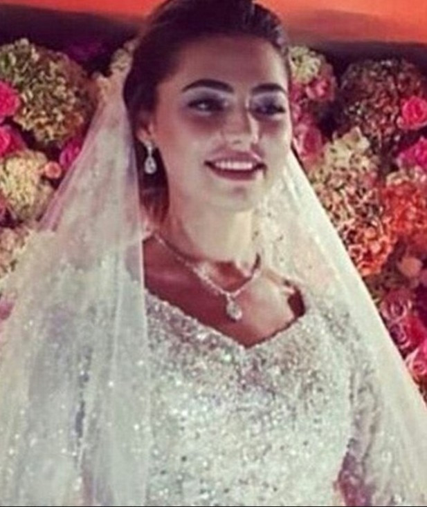 Jennifer Lopez sahne aldı! Yok böyle zengin düğünü... - Resim: 2