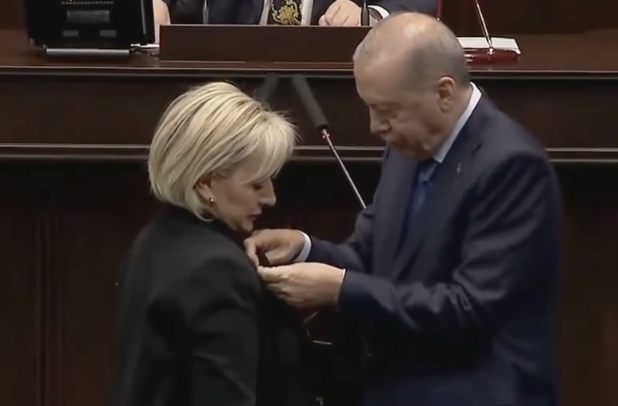 Cumhurbaşkanı Erdoğan, CHP'ye sert yüklendi: Entrika, skandal, ihanet... Ne ararsan hepsi var - Resim: 0
