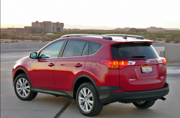 Toyota RAV4 yeni haliyle çok şık - Resim: 2