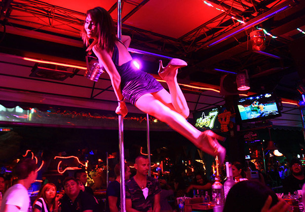 Günahlar şehri şoke etti! Yasak ama fuhuşa göz yumuluyor - Resim: 2