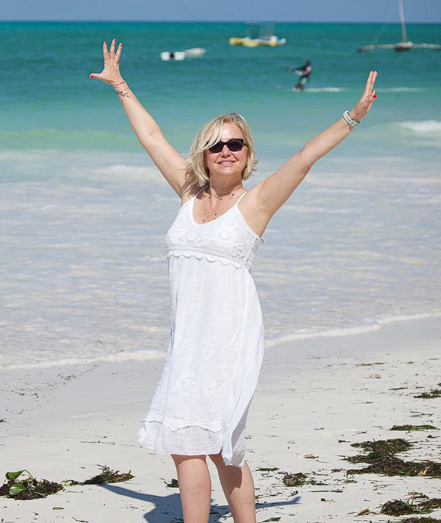 Berna Laçin, tekerlekli sandalyede! Acil olarak hastaneye kaldırıldı, yürümesi dahi yasaklandı - Resim: 3