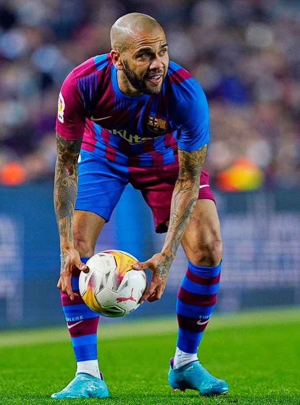 Tecavüzden hapis cezası almıştı! Futbolcu Dani Alves intihar etti iddiası - Resim: 1