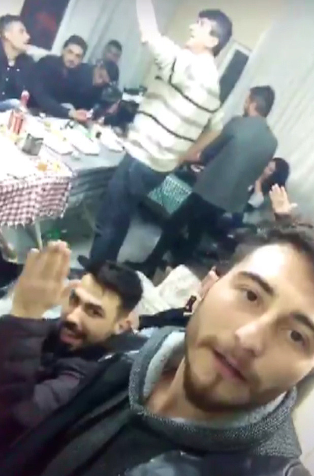 Kahramanmaraş'ta bağ evinde eğlence! 20 kişi kuralları hiçe saydı - Resim: 0