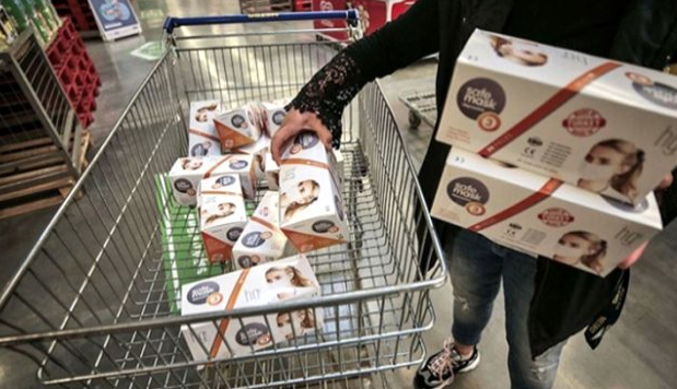 Fırsatçılar yolunu yine buldu! Maskede 1 TL tavan fiyatı delindi - Resim: 0