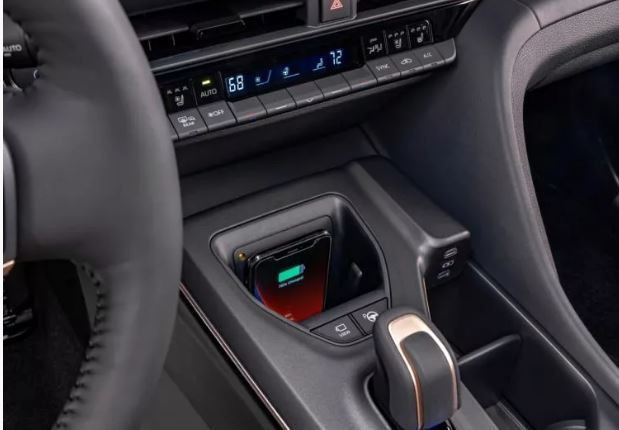 Yakıt konusunda çok cimri 2023 Toyota Crown tanıtıldı fiyatı 41 bin dolardan başlıyor - Resim: 2