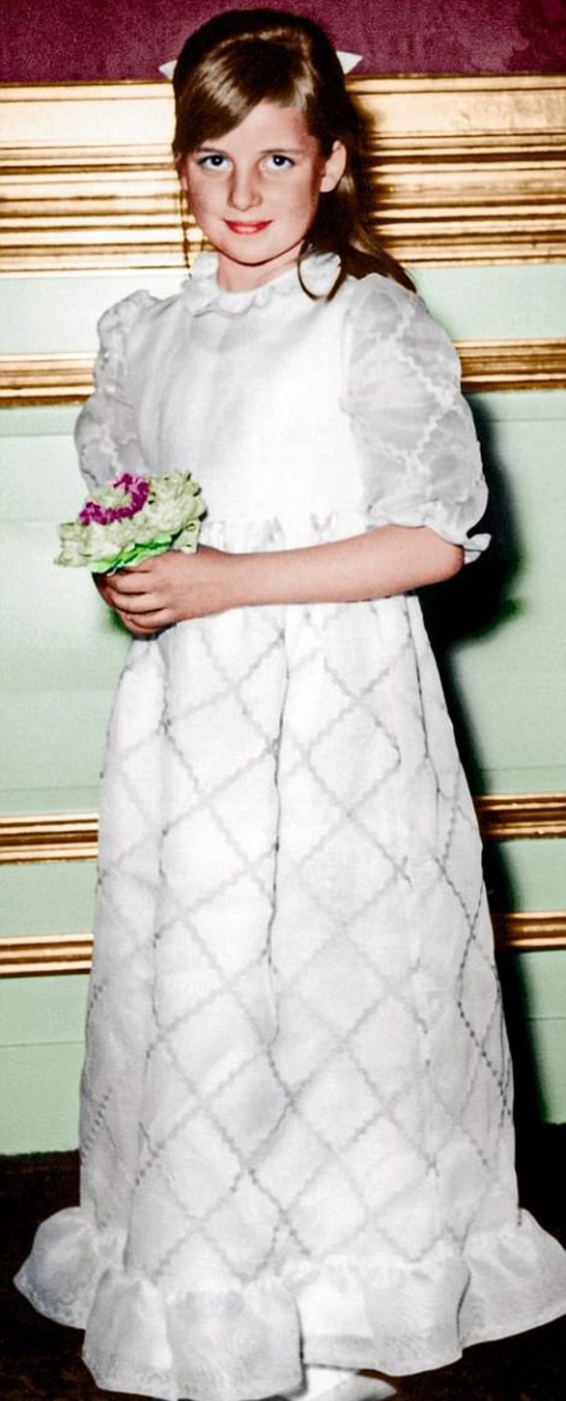 Prenses Diana'nın hiç görülmemiş fotoğrafları ortaya çıktı - Resim: 3