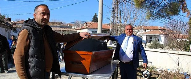 Önce ölüm yasağı sonra 'İlk Ölene Çeyrek Altın Hediye' kampanyası - Resim: 4