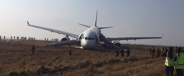 THY uçağı pistten çıktı - Resim: 1