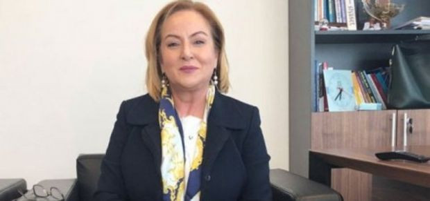 Ayfer Yılmaz aslen nereli kaç yaşında Ayfer Yılmaz eşi kimdir? - Resim: 0