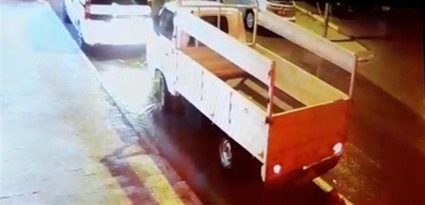 Niğde'de kendi kendine çalışan araç şoku - Resim: 1