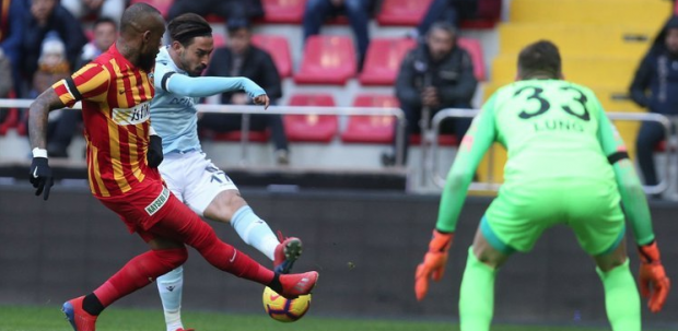 Galatasaray, Beşiktaş ve Sergen Yalçın PFDK'ya sevk edildi - Resim: 1