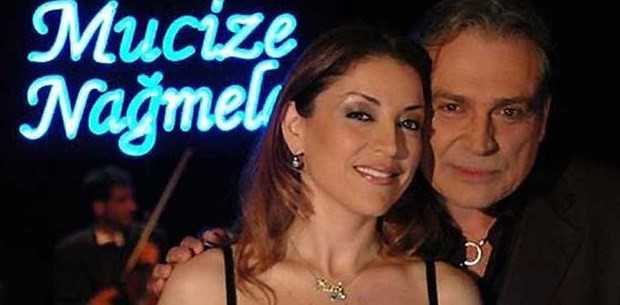 Aşkın Nur Yengi ve Haluk Bilginer yeniden mi evleniyor? Açıklama geldi! - Resim: 2