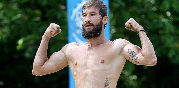 Survivor Adem Kılıççı ile Tuğçe Melis Demir aşkı Çeşme'de fena yakalandı - Resim: 4