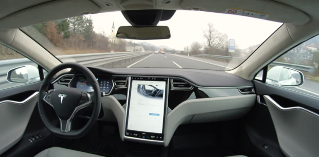 Elon Musk 1 milyon sürücüsüz taksi için harekete geçti - Resim: 0