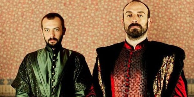 Halit Ergenç Meryem Uzerli ve Okan Yalabalık Muhteşem Yüzyıl sayesinde rekor tazminat kazandı - Resim: 3