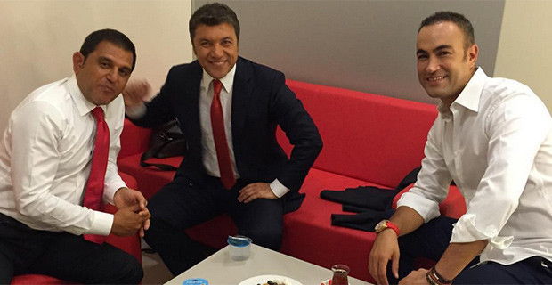 Murat Güloğlu mu İsmail Küçükkaya mı biri reytinglerde fena çakıldı! - Resim: 1