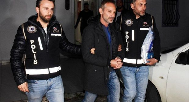 FETÖ ile Adnan Oktar arasında irtibat sağlayan şüpheli tutuklandı - Resim: 0