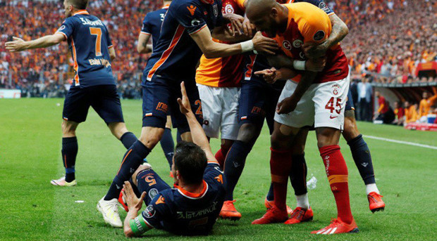 Galatasaray Başakşehir maçı golleri ve geniş özeti - Resim: 1