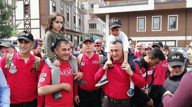 Rize'de kaybolan iki çocuk bulundu - Resim: 3