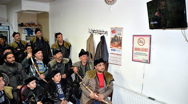 Diriliş Ertuğrul'u üç aydır böyle izliyorlar - Resim: 1