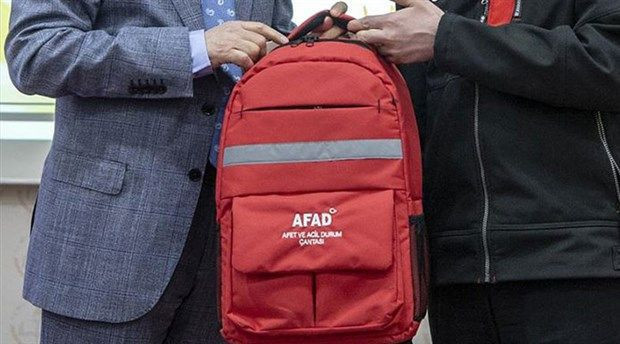 Deprem çantanızı hazır bulundurun! İşte deprem çantasında olması gerekenler - Resim: 1