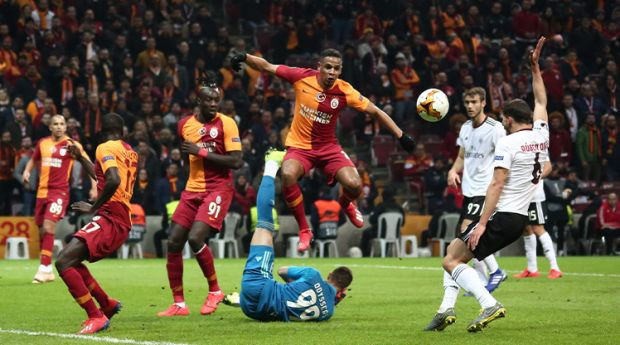 Galatasaray Benfica UEFA Avrupa Ligi maçı golleri ve geniş özeti - Resim: 2