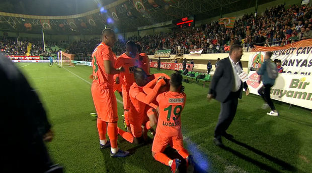 Alanyaspor Fenerbahçe maçı golleri ve geniş özeti - Resim: 1
