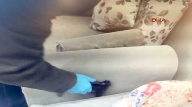 PKK operasyonunda ele geçirildi 33 spor ayakkabısı meğer.. - Resim: 3