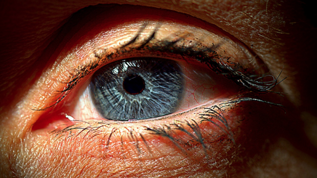 Gözümüzde oluşuyor ama görünmüyor! Uzmanların uyardığı hastalık - Resim: 0