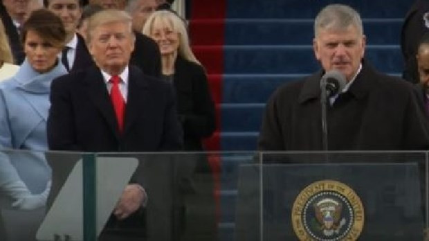 Melanie Trump'ın eşine bakışı olay kimse fark etmemişti! - Resim: 4