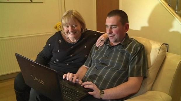 Sevgilisini internetten satışa çıkardı - Resim: 2