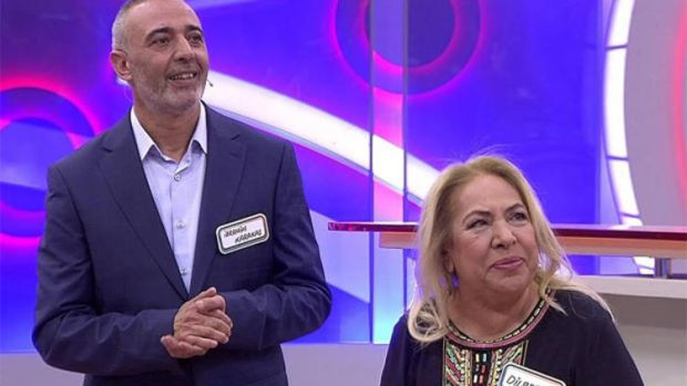 Dilber Ay kaç yaşında aslen nereli eşi İbrahim Karakaç kimdir? - Resim: 2