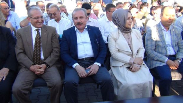 Mustafa Şentop aslen nereli kaç yaşında eşi ve çocukları kimdir? - Resim: 1