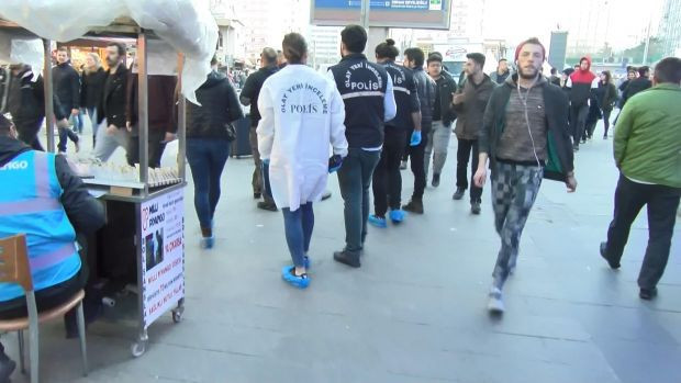 Bahçelievler'de 17 yaşındaki genç başından vurulmuş halde bulundu - Resim: 1