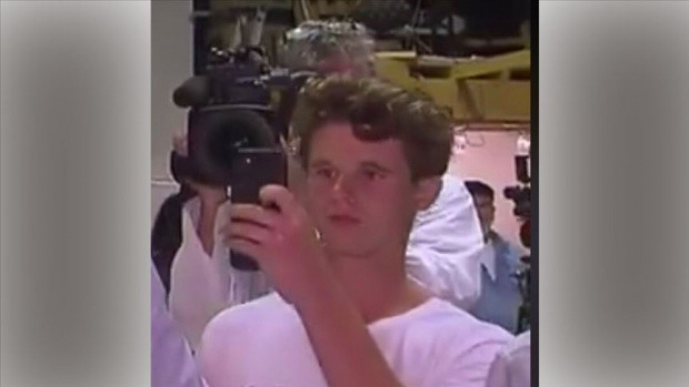 Senatörü yumurtayla protesto eden gençten teşekkür - Resim: 0