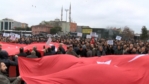 Uber'e erişimin engellenmesi davası ertelendi - Resim: 0