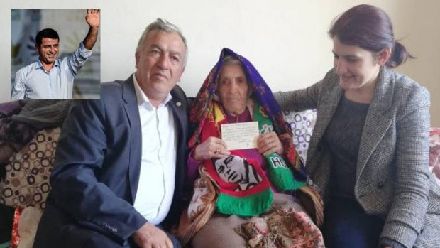 Selahattin Demirtaş'tan 'tek oğlum' diyen kadına sürpriz - Resim: 0