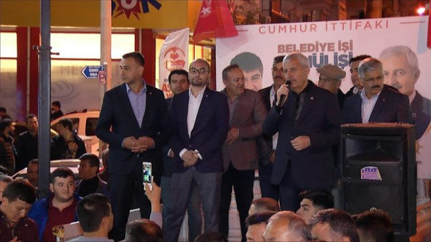 İYİ Parti'de istifa şoku: Topluca Cumhur İttifakına geçtiler - Resim: 0