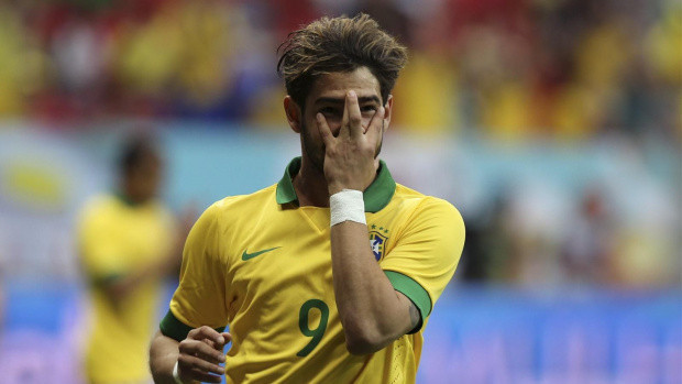 Galatasaray alamadı Pato'nun yeni takımı belli oldu - Resim: 0