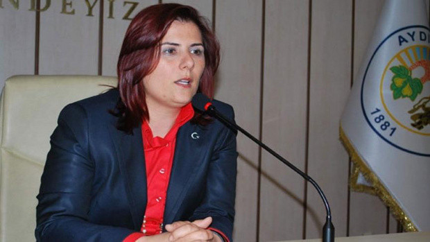 Özlem Çerçioğlu aslen nereli eşi Ercan Çerçioğlu kimdir çocukları - Resim: 1