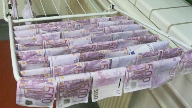 Nehir'de 100 bin Euro bulundu! - Resim: 2