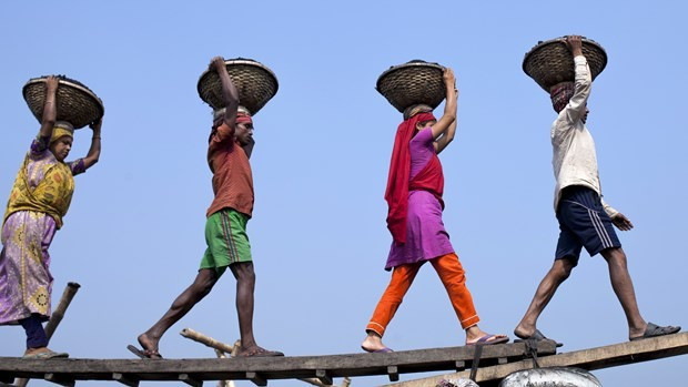 Günde 7 liraya kömür taşıyorlar! - Resim: 2