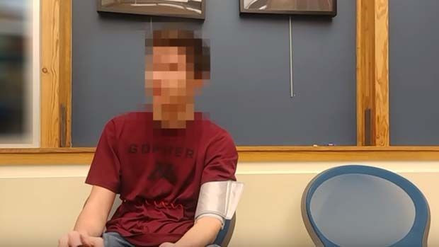 Gelecekten geldiğini iddia eden genç yalan makinesi testine girdi - Resim: 2