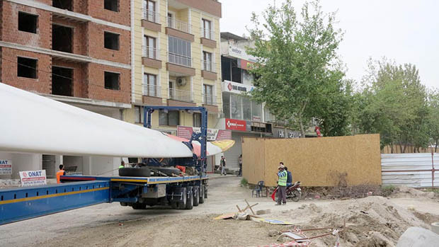 Yolda gören dönüp bir daha baktı!  - Resim: 1