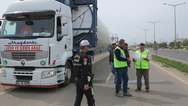 Yolda gören dönüp bir daha baktı!  - Resim: 2