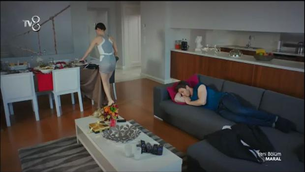 Hazal Kaya'nın elbisesinin sırrı - Resim: 3