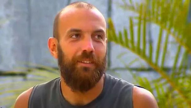 Survivor Nagihan'ın itirafı Mert Öcal'ı utandırdı! Sude Burcu kahkaha attı Acun Ilıcalı şaşırdı - Resim: 4