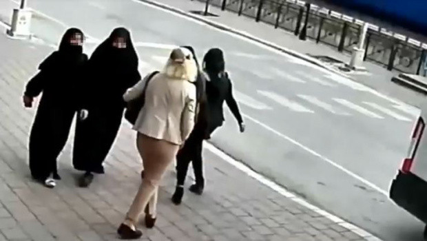 Başörtülü kızlara hakaret etmişti! Gözaltına alındı - Resim: 0