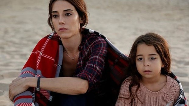 Anne dizisinin yıldızı Beren Gökyıldız kaç lira kazanıyor? - Resim: 2