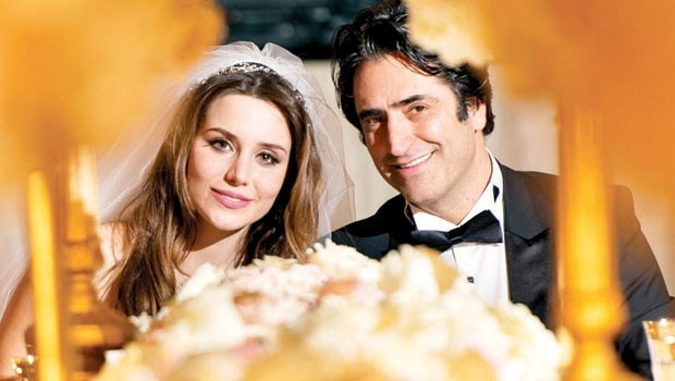 Mahsun Kırmızıgül evlendi! İşte ilk düğün fotoğrafı - Resim: 1